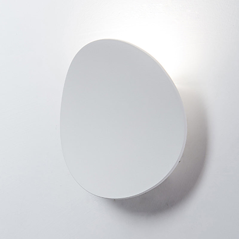 Round Metal Wall Sconce Modern Style 1-Light Wall Mount Lighting