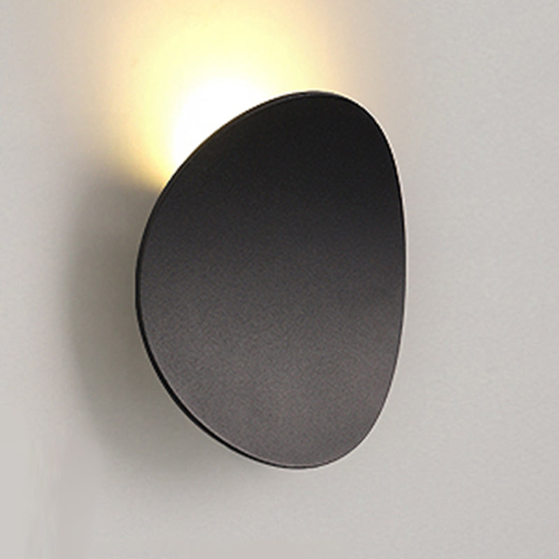 Round Metal Wall Sconce Modern Style 1-Light Wall Mount Lighting