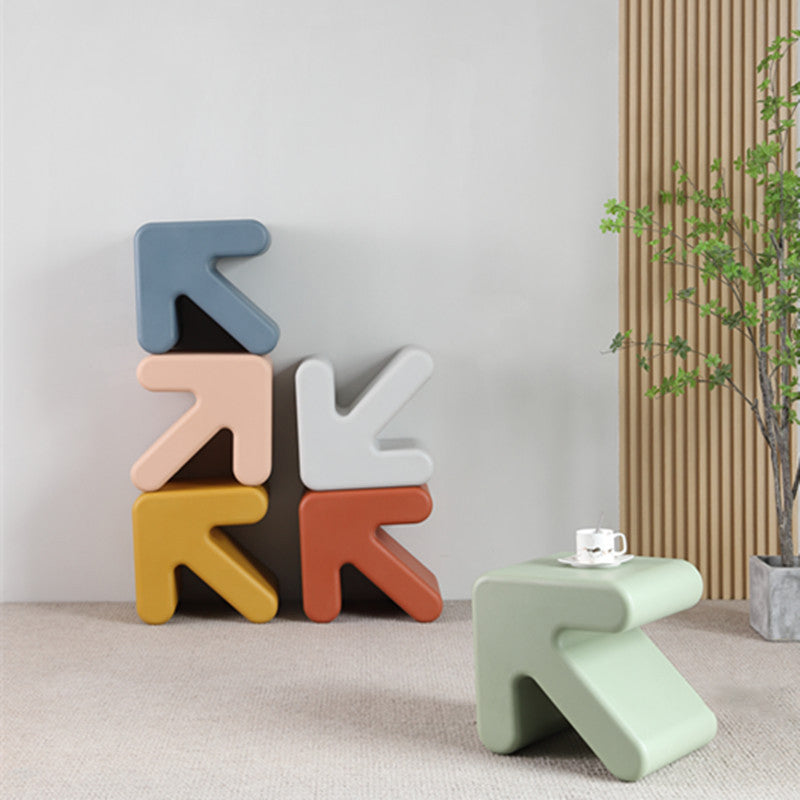 Scandinavian Geometric End Table 15.75" W x 13.78" D x 15.75" H Arrow-Shaped Side Table