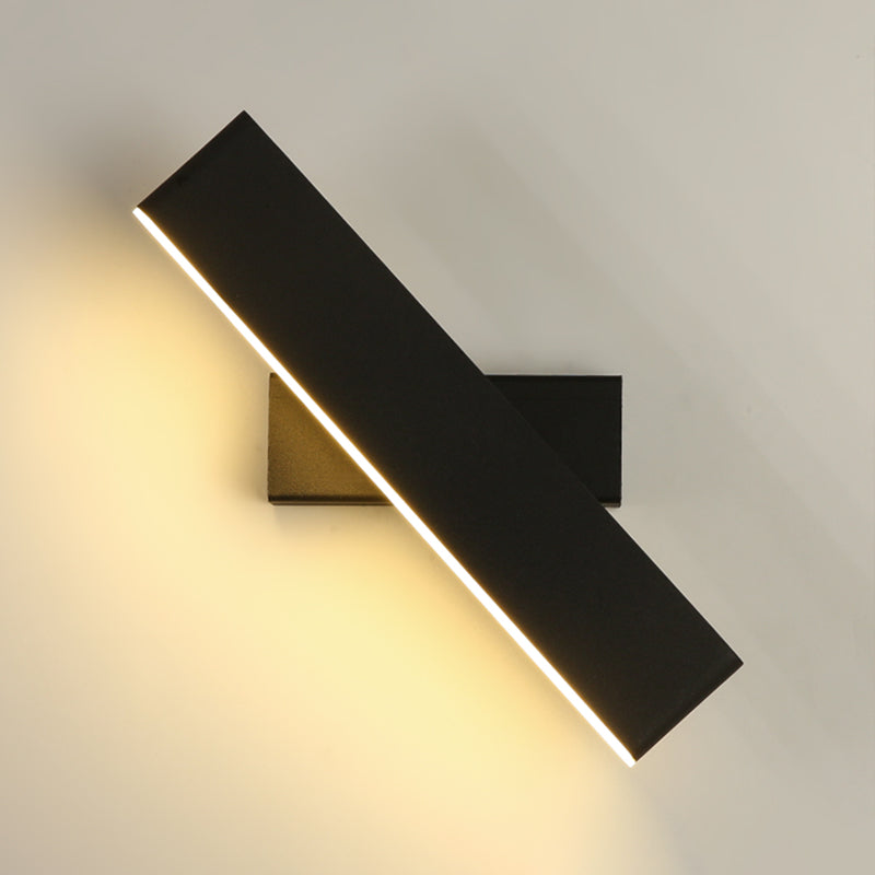 Contemporary Metal Wall Light Strip Rotatable LED Wall Sconce for Living Room