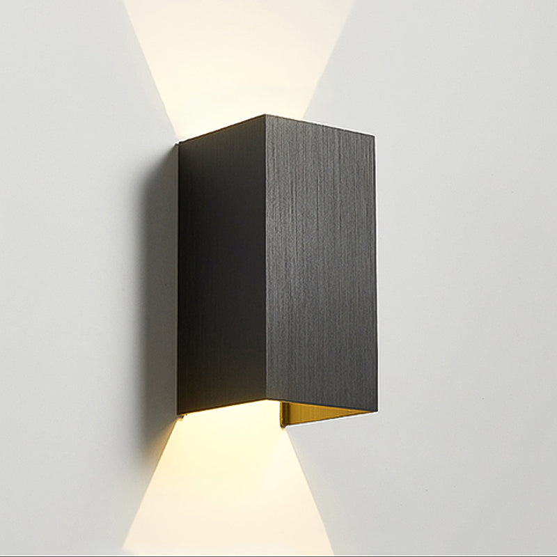 Square Shade Metal Wall Sconce Modern Style 2-Lights Wall Mount Light