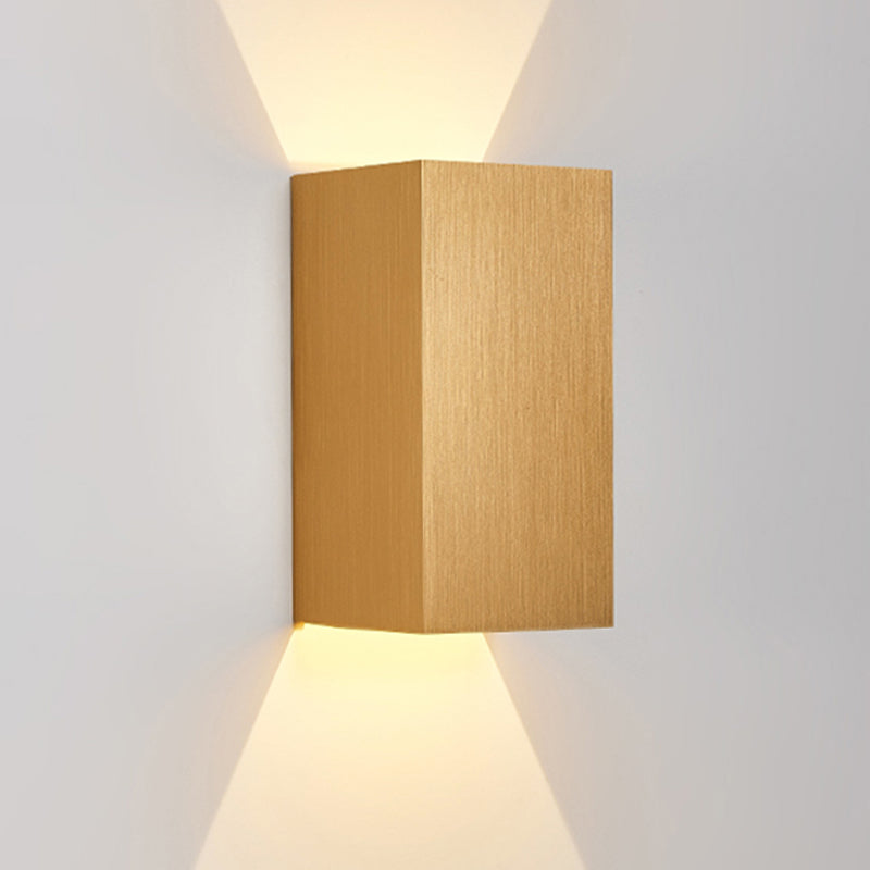 Square Shade Metal Wall Sconce Modern Style 2-Lights Wall Mount Light