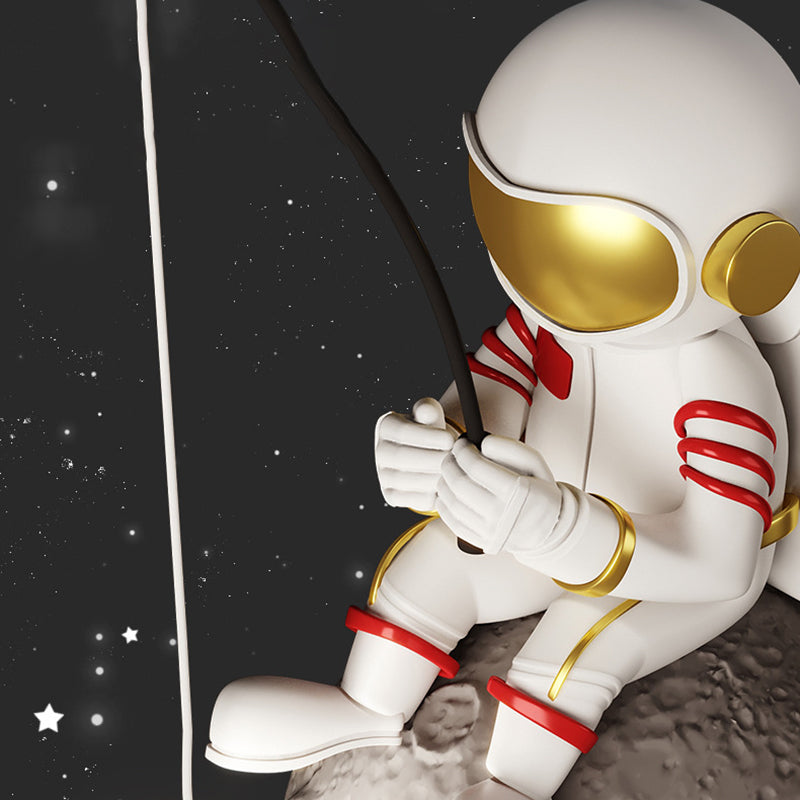 Modern Astronaut Wall Light Fixture Creative LED Wall Light Sconce for Bedroom