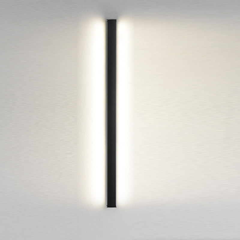 Metal Linear Shape Wall Lighting Modern Style 1 Light Wall Mounted Light Fixture in Black