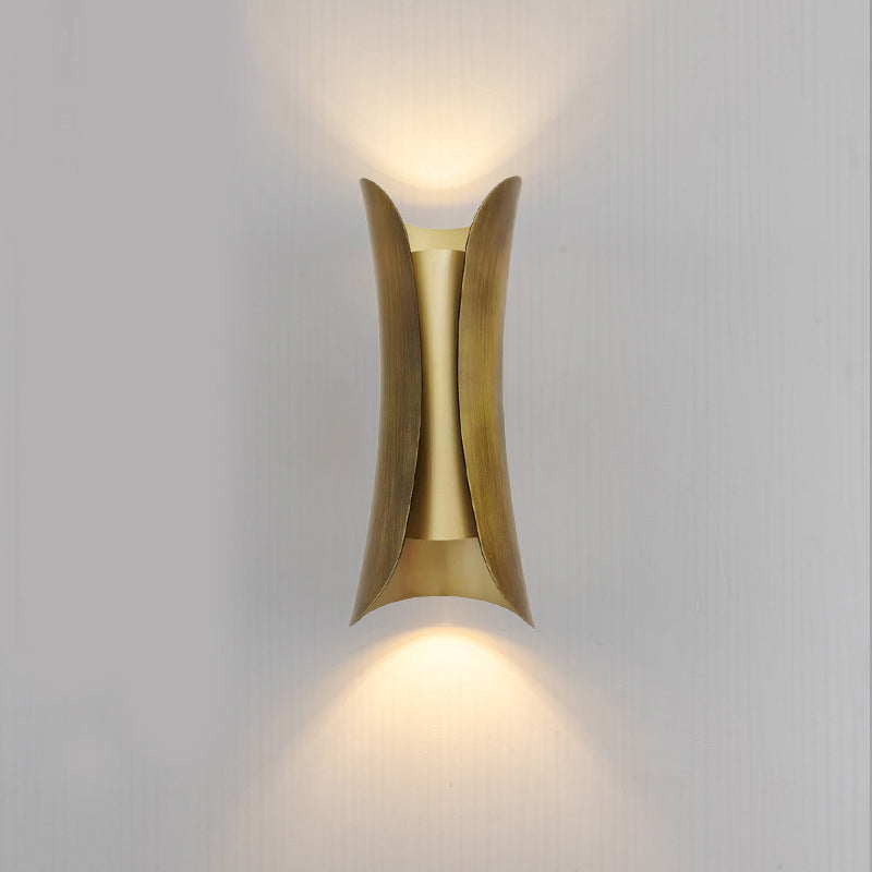 Metal Geometric Shape Wall Lighting Modern Style 2 Lights Wall Mounted Light Fixture