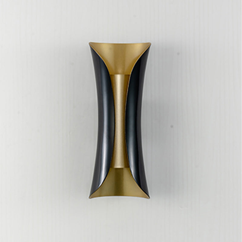 Metal Geometric Shape Wall Lighting Modern Style 2 Lights Wall Mounted Light Fixture