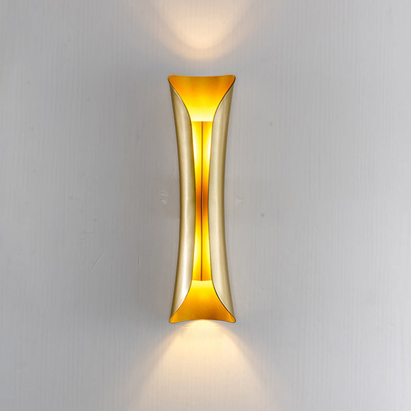 Metal Geometric Shape Wall Lighting Modern Style 2 Lights Wall Mounted Light Fixture