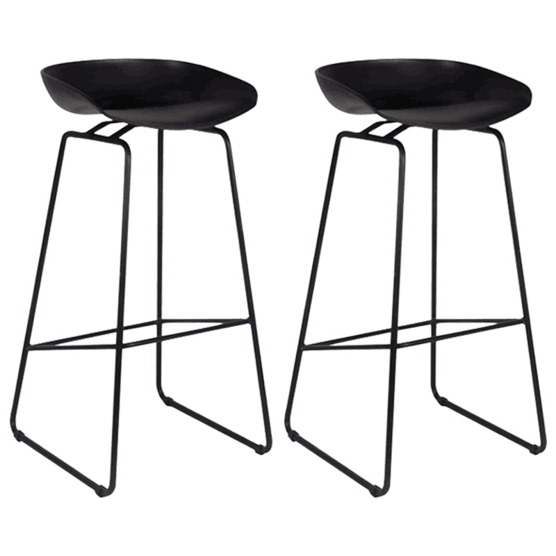 Modern Dessert Shop Footrest Stool Matte Finish Iron Bar Stool