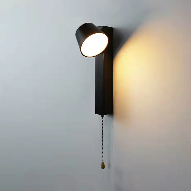 Nordic Metal Wall Light Straight Rotatable LED Wall Sconce for Living Room