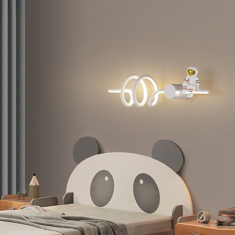 Modern Style Astronaut Wall Light Fixture Household LED Wall Light Sconce for Bedroom