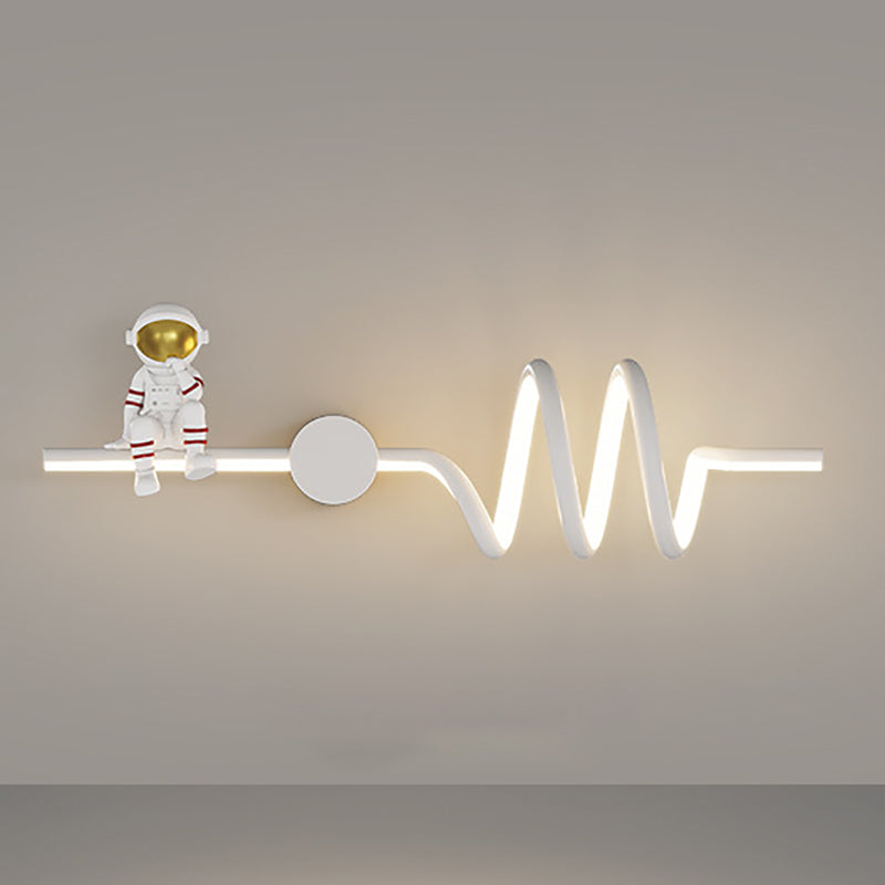 Modern Style Astronaut Wall Light Fixture Household LED Wall Light Sconce for Bedroom