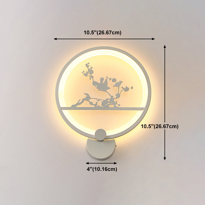 Unique Shape Metal Wall Light Modern Style 1-Light Wall Mounted Light Fixture in White