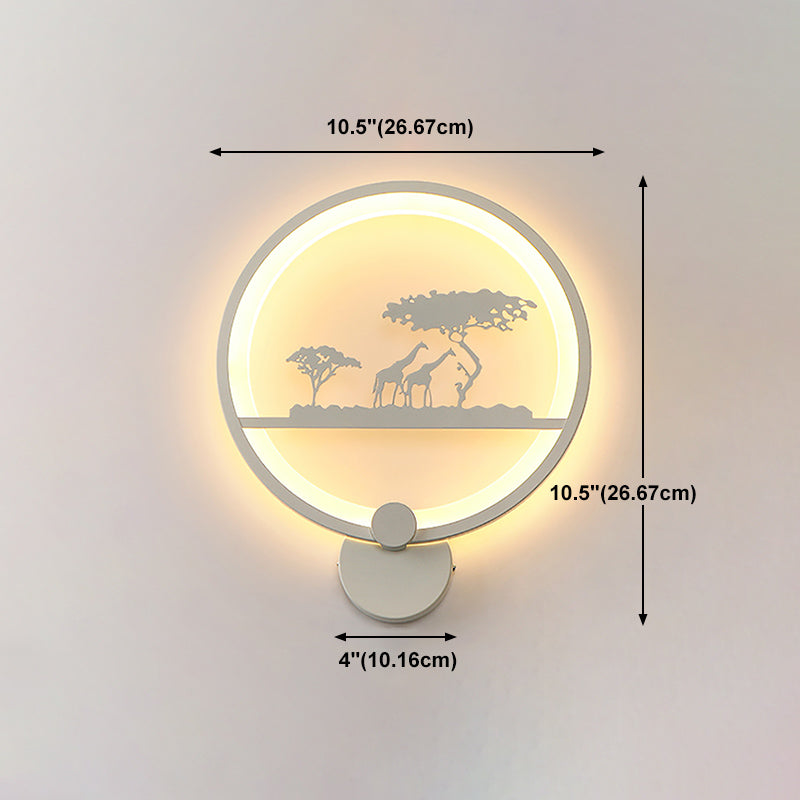 Unique Shape Metal Wall Light Modern Style 1-Light Wall Mounted Light Fixture in White