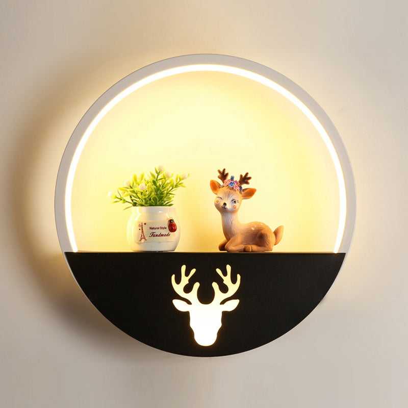 Modern Style Circle Shape Wall Sconce Metal 1 Light Wall Light for Bedroom