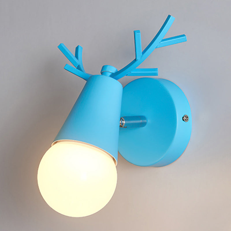 Unique Shape Wall Lighting Modern Style Metal 1 Light Sconce Lamp for Bedroom