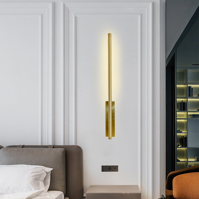 Metal Straight Shape Wall Light Modern LED Wall Sconce in Gold for Living Room