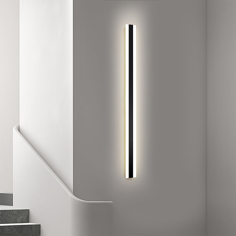 Linear Shape Metal Wall Lighting Modern Style 1 Light Wall Mounted Light Fixture in Black