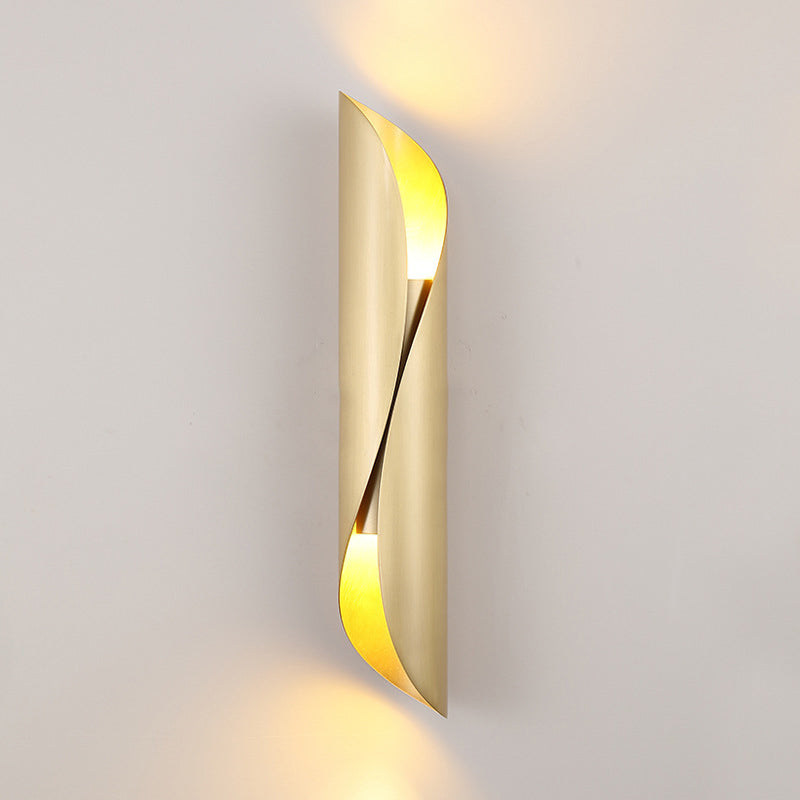 Postmodern Metal Shade Wall Mounted Lamp Simplicity Wall Sconce for Sitting Room