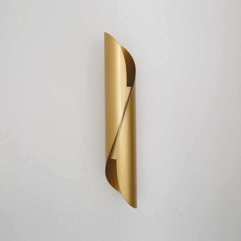 Postmodern Metal Shade Wall Mounted Lamp Simplicity Wall Sconce for Sitting Room