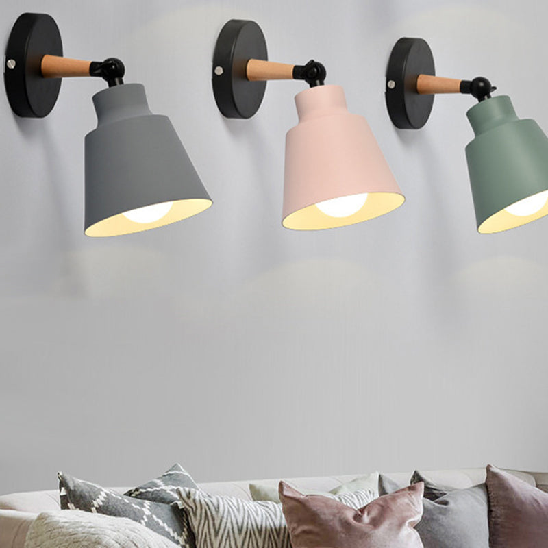 Modern Colorful Wall Sconce Simplicity Metal Wall Mounted Lamp for Sitting Room
