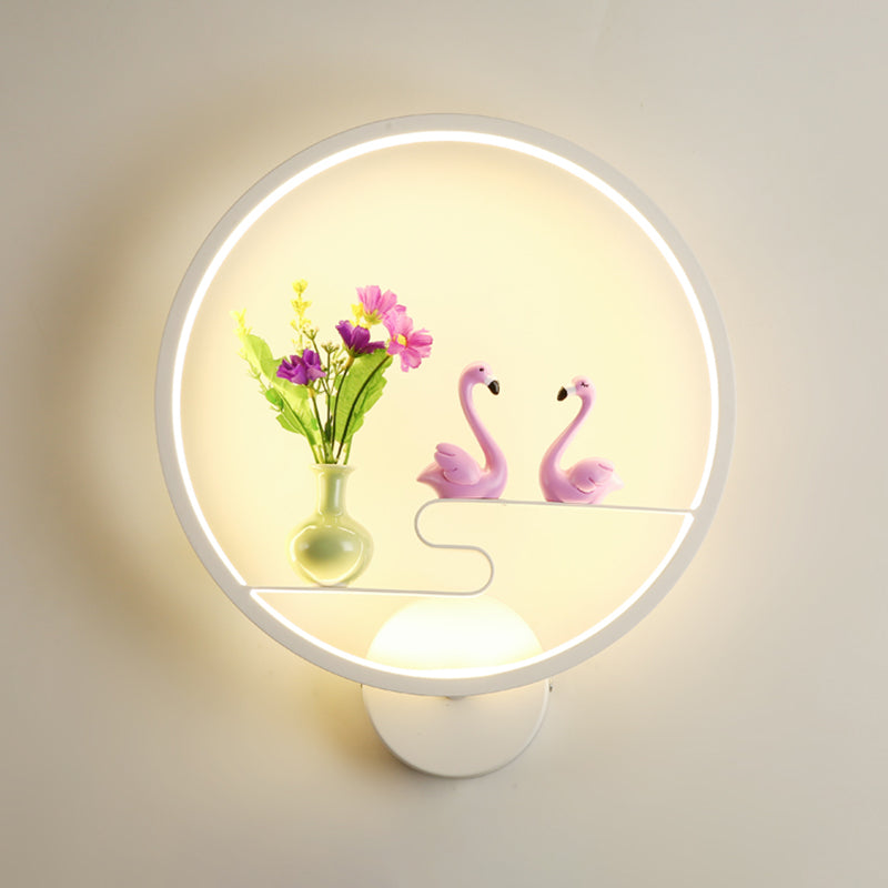 Unique Shape Metal Wall Light Modern Style Single Light Wall Mount Lighting