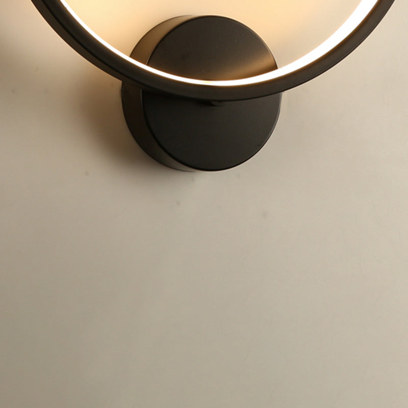 Unique Shape Metal Wall Light Modern Style Single Light Wall Mount Lighting