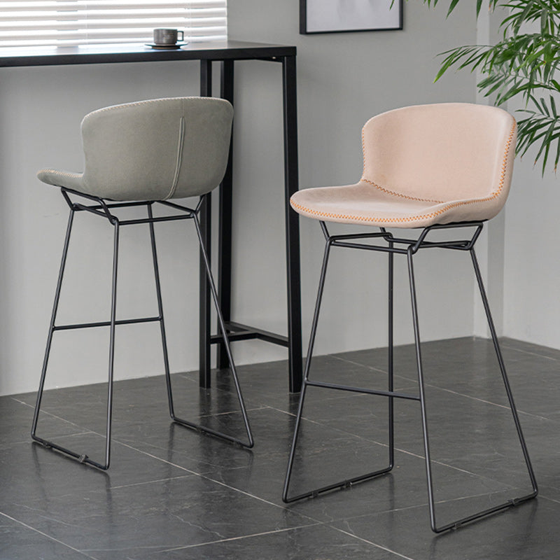 Modern Backrest Armless Counter Stool Iron Bar Stool with Black Metal Base
