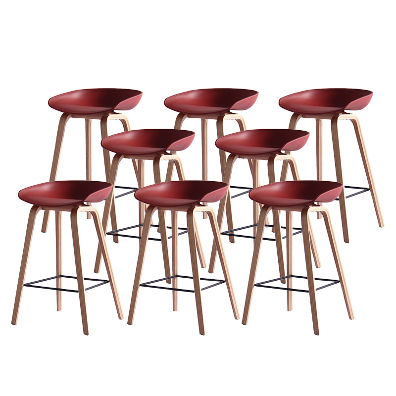 Contemporary Bar Stool Plastic Counter Bar Stool with Wooden Legs
