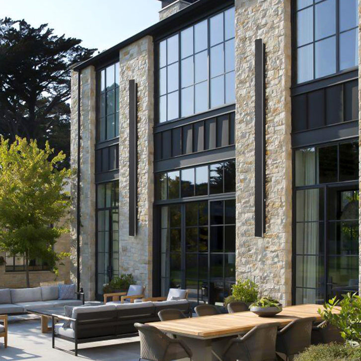 Metal Linear Shape Wall Light Modern Single Light Wall Mount Fixtures in Black