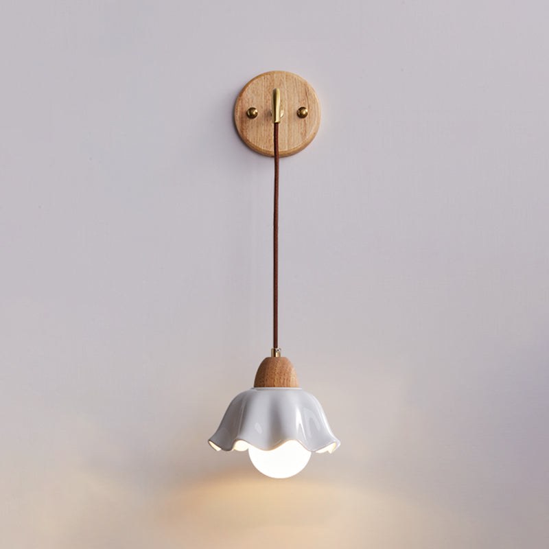 Modern Wooden Wall Mount Light 1-Light Wall Light for Living Room