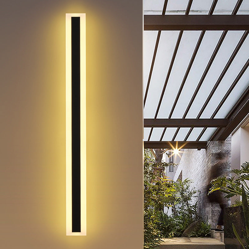 Metal Linear Shape Wall Light Modern 1 Light Wall Mounted Fixture in Black