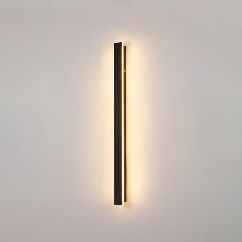 Metal Linear Shape Wall Light Modern 1 Light Wall Mounted Fixture in Black