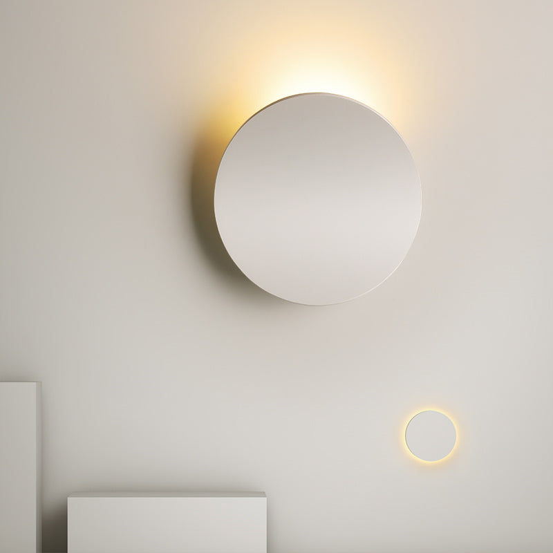 Metal Geometry Shape Wall Lights Modern Style 1 Light Wall Mount Fixture for Living Room