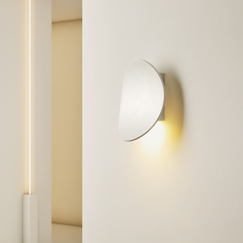 Metal Geometry Shape Wall Lights Modern Style 1 Light Wall Mount Fixture for Living Room