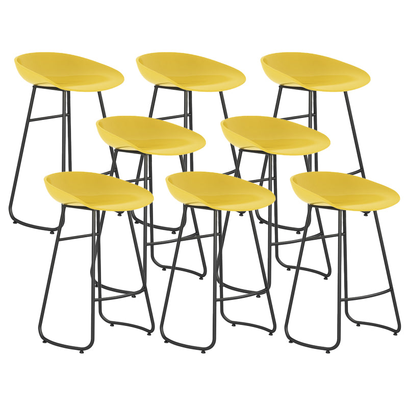 Contemporary Bar Stool Plastic Counter Bar Stool with Metal Legs