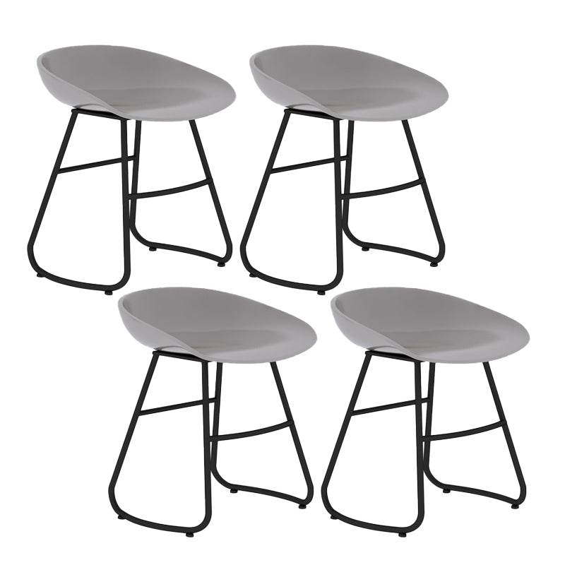 Contemporary Bar Stool Plastic Counter Bar Stool with Metal Legs