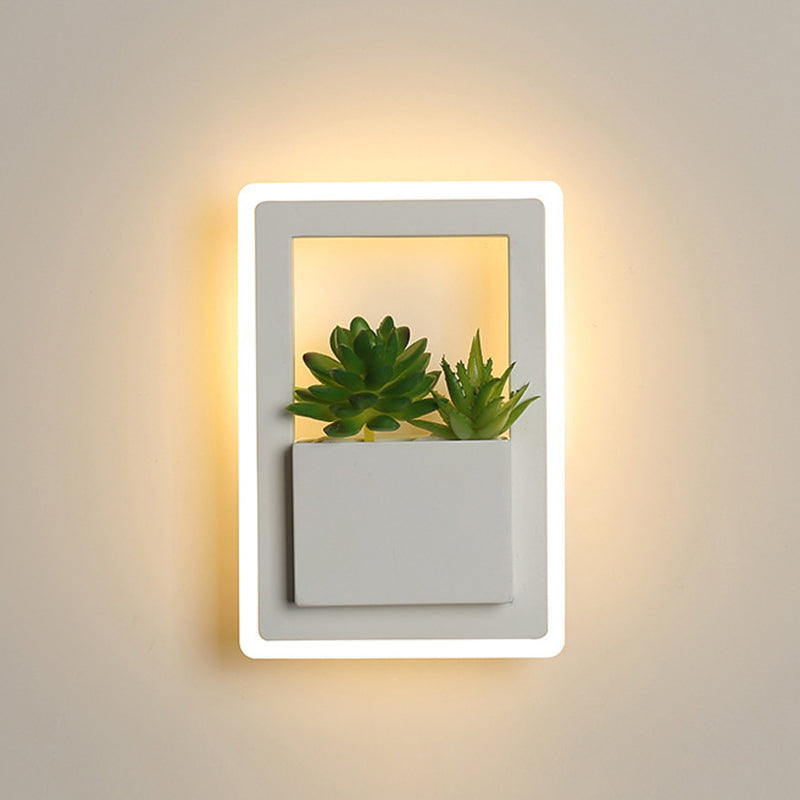 Geometry Metal Wall Light Modern Style 1 Light Wall Lamp in White(Plant Not Included)