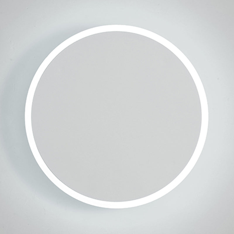 Round Shape Metal Wall Light Modern Style 1 Light Wall Mounted Lamp in White