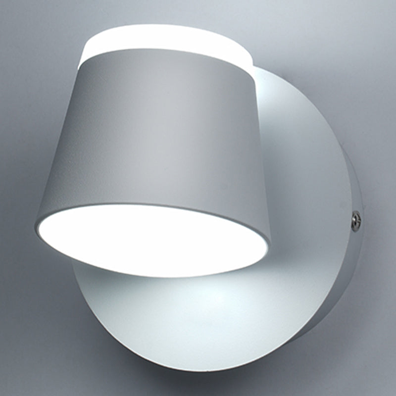 Modern Metal Wall Sconce LED Wall Light with Aluminum Shade in Black and White for Bedroom