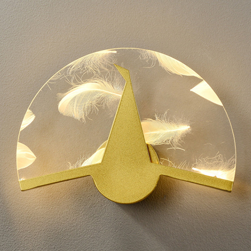 Modern Style Wall Mount Light LED Wall Light with Acrylic Shade for Bedroom