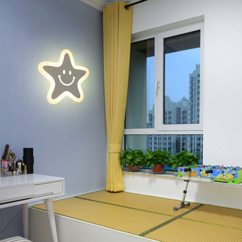 1-Light Geometric Wall Mount Light Modern Style Metal Wall Lighting Ideas in White