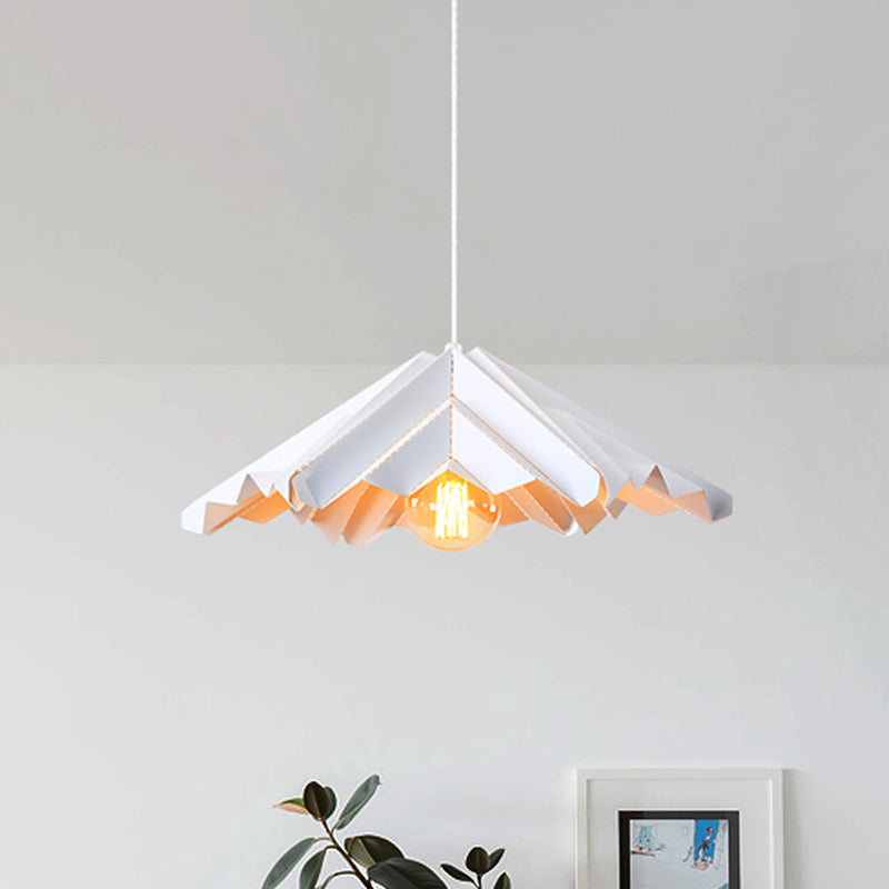 Jupe Shape Bedroom suspension d'éclairage de fer 1 tête lampe à plafond pendentif moderne en blanc