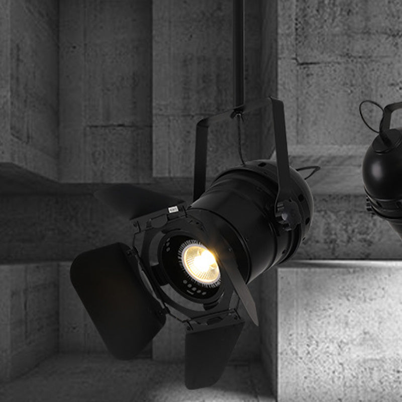 Black 1 Light Spotlight Art Deco Metallic Camera Form Hanging Anhängerlampe für Kaffeehaus