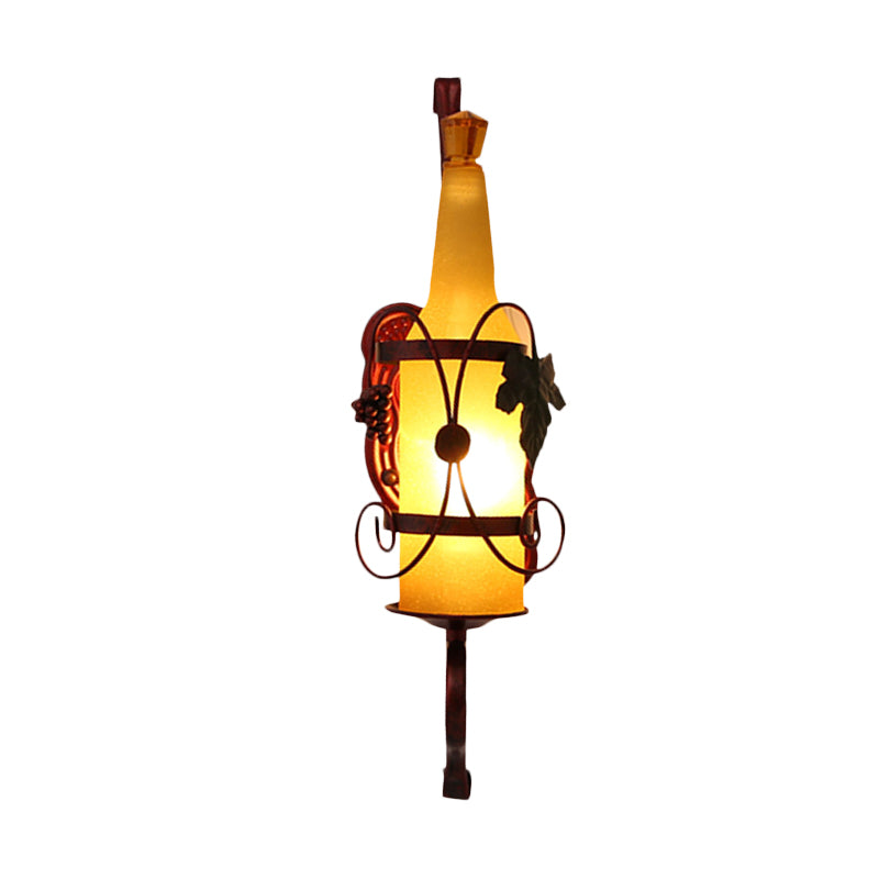 1 bouteille de tête Éclairage d'éclairage vintage cuivre en verre jaune en verre mural mural de lampe avec conception de casier à vin