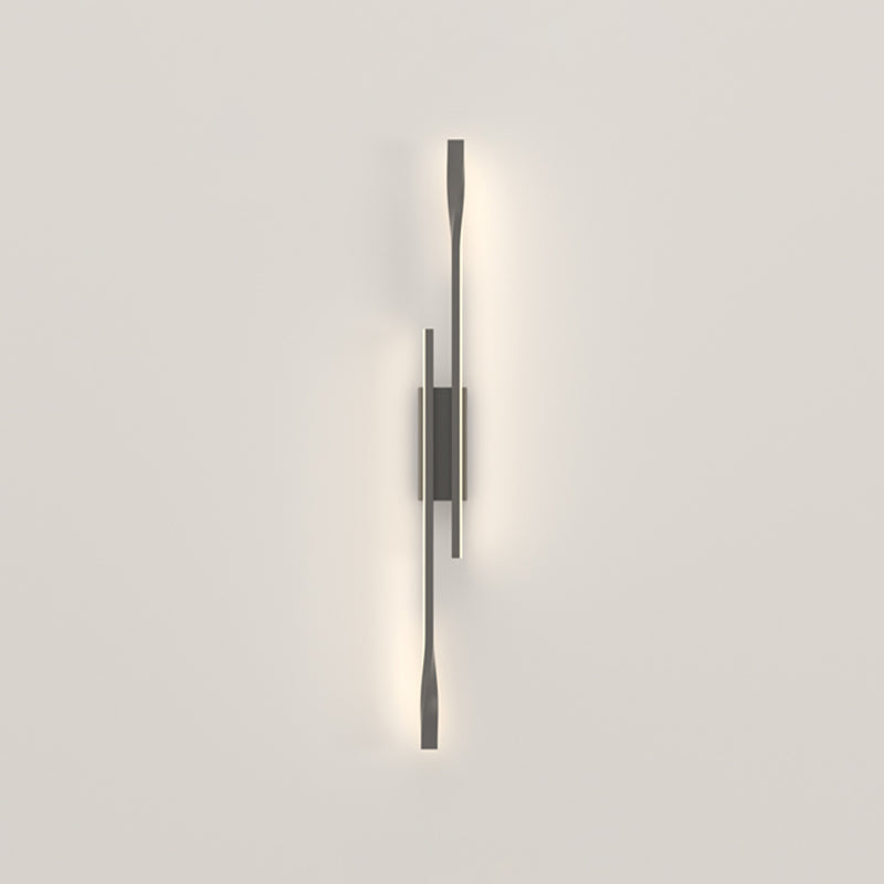 Linear Shape Metal Wall Light Modern Style Multi Lights Wall Mounted Light in Black