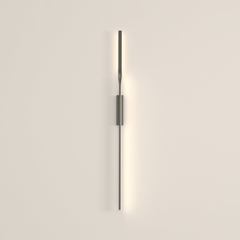 Linear Shape Metal Wall Light Modern Style Multi Lights Wall Mounted Light in Black