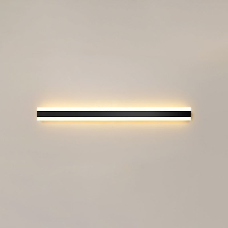 Linear Shape Metal Wall Light Modern Style 1 Light Wall Mounted Light in Black