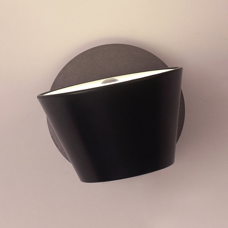 Nordic Style Metal Wall Light Rotatable Colorful Wall Lamp with Aluminum Shade for Bedroom