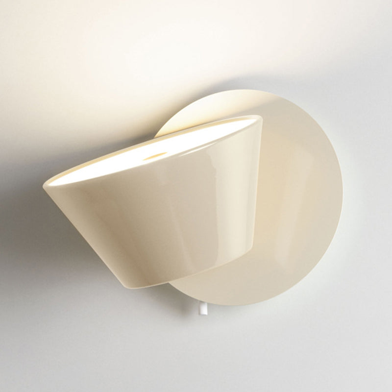 Nordic Style Metal Wall Light Rotatable Colorful Wall Lamp with Aluminum Shade for Bedroom