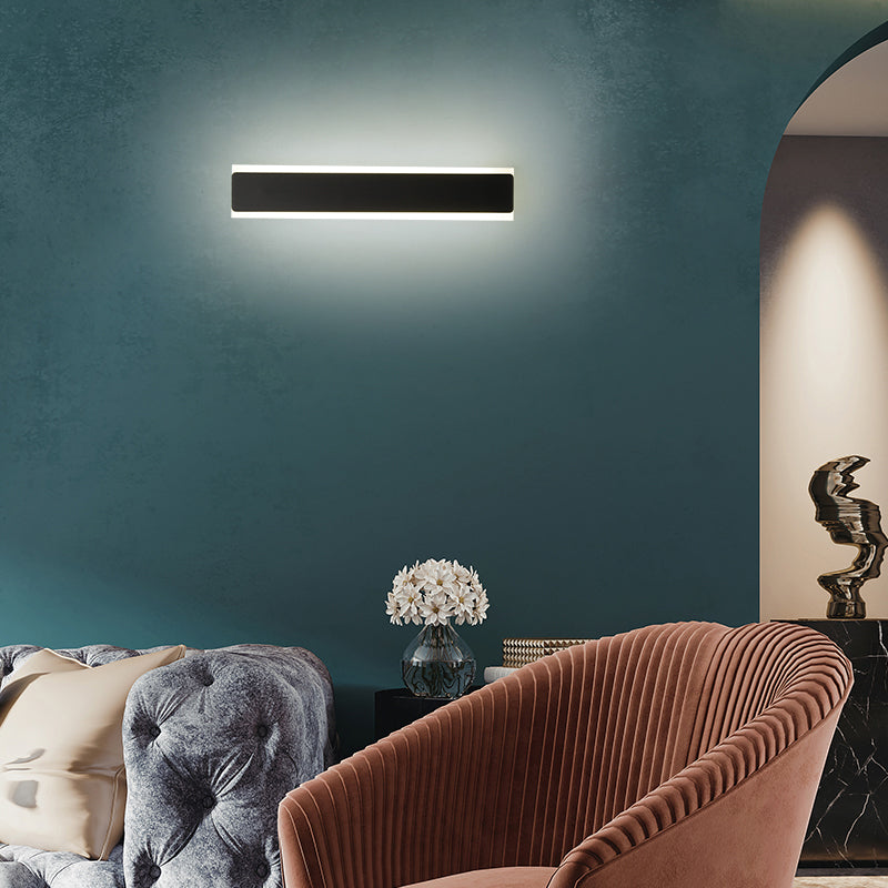 Linear Shape Metal Wall Light Modern Style 1-Light Wall Mount Light in Black